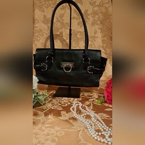 Salvatore Ferragamo Black Leather Gina Shoulder Bag with Gancini Hardware